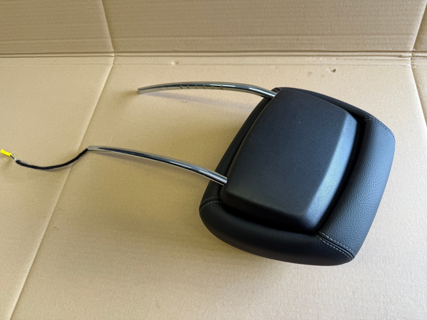 MERCEDES W212 LIFT rest AKTYWNY front leather