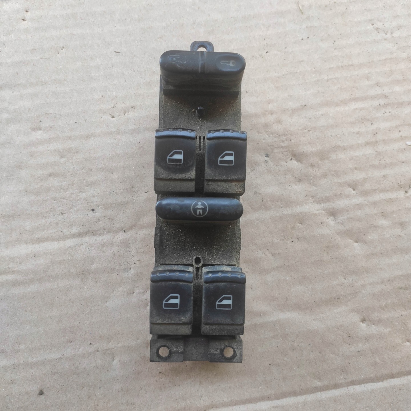 switch lifting of the window VOLKSWAGEN GOLF 1J4 9