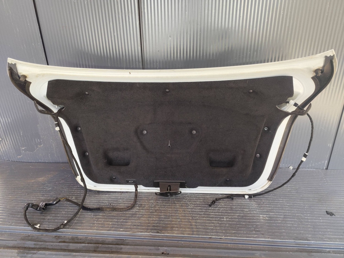 JAGUAR XE 760 boot doors KAMERA LRC NAK complete DEMONTAZ
