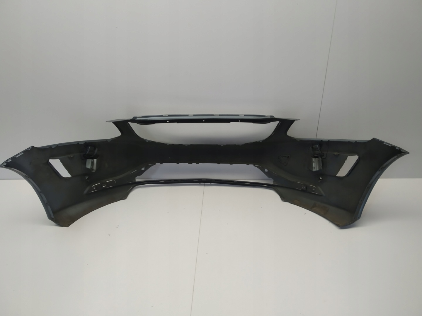 2013r + Volvo Xc60 lift bumper front original 31323765 below PDC and washers