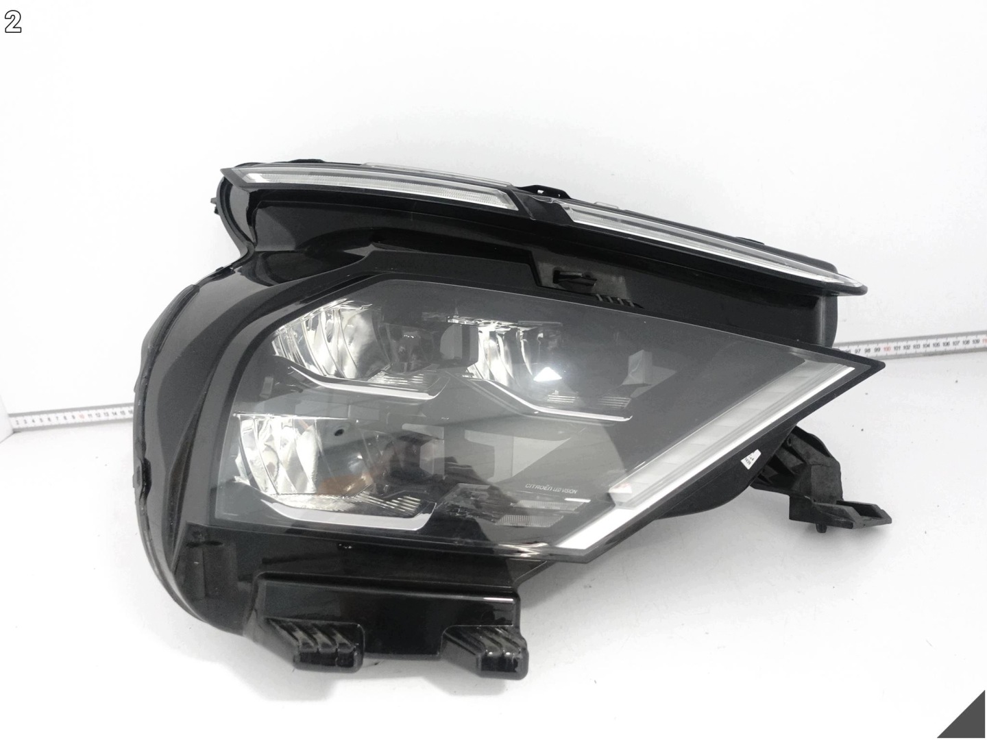 CITROEN C4 III (3 GENERACJA) 20-24 light FULL LED VISION right front EUROPA