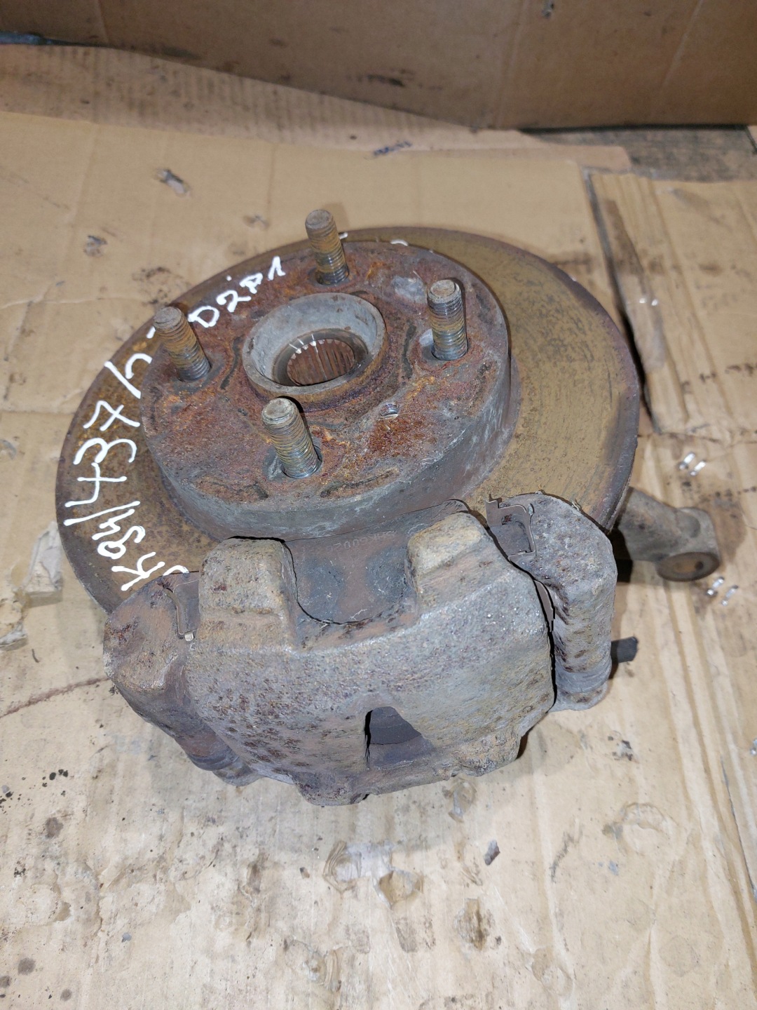 swing right front TOYOTA YARIS and 1.0