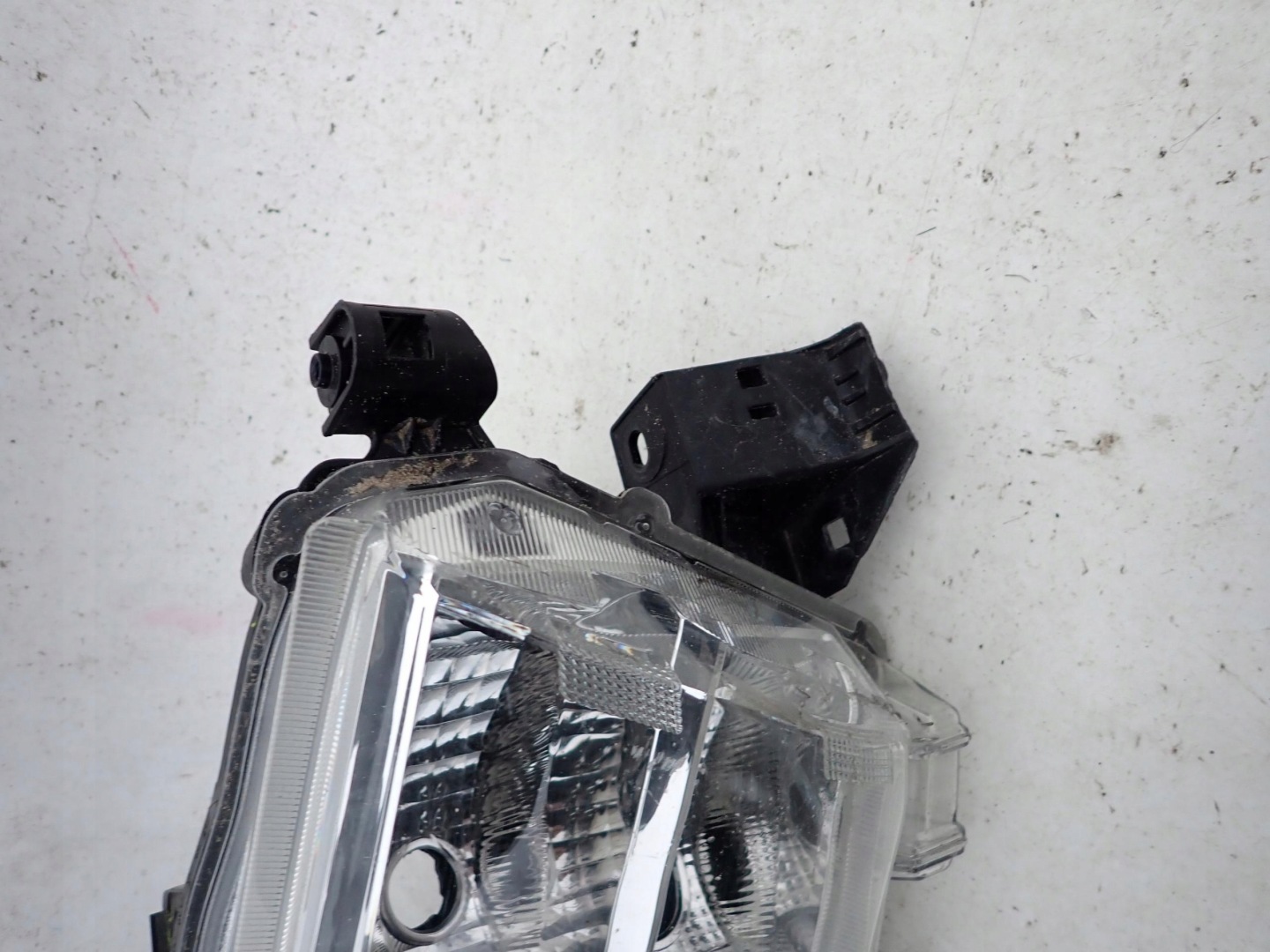 TOYOTA HILUX VIII 15- light right front