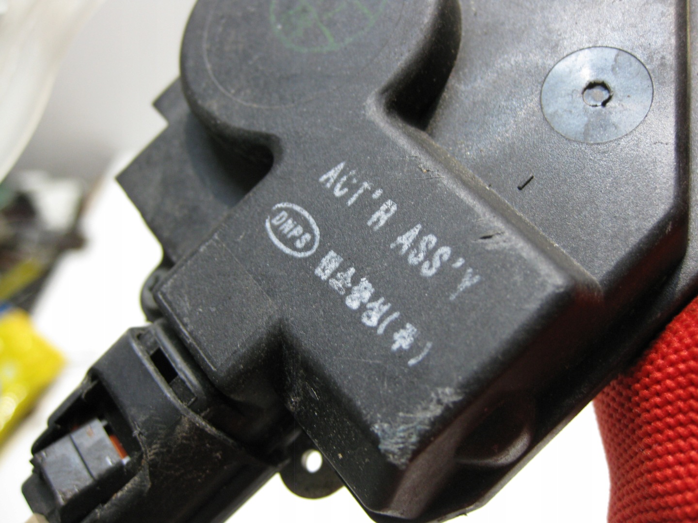 HYUNDAI TUCSON and 08R lock door right rear part