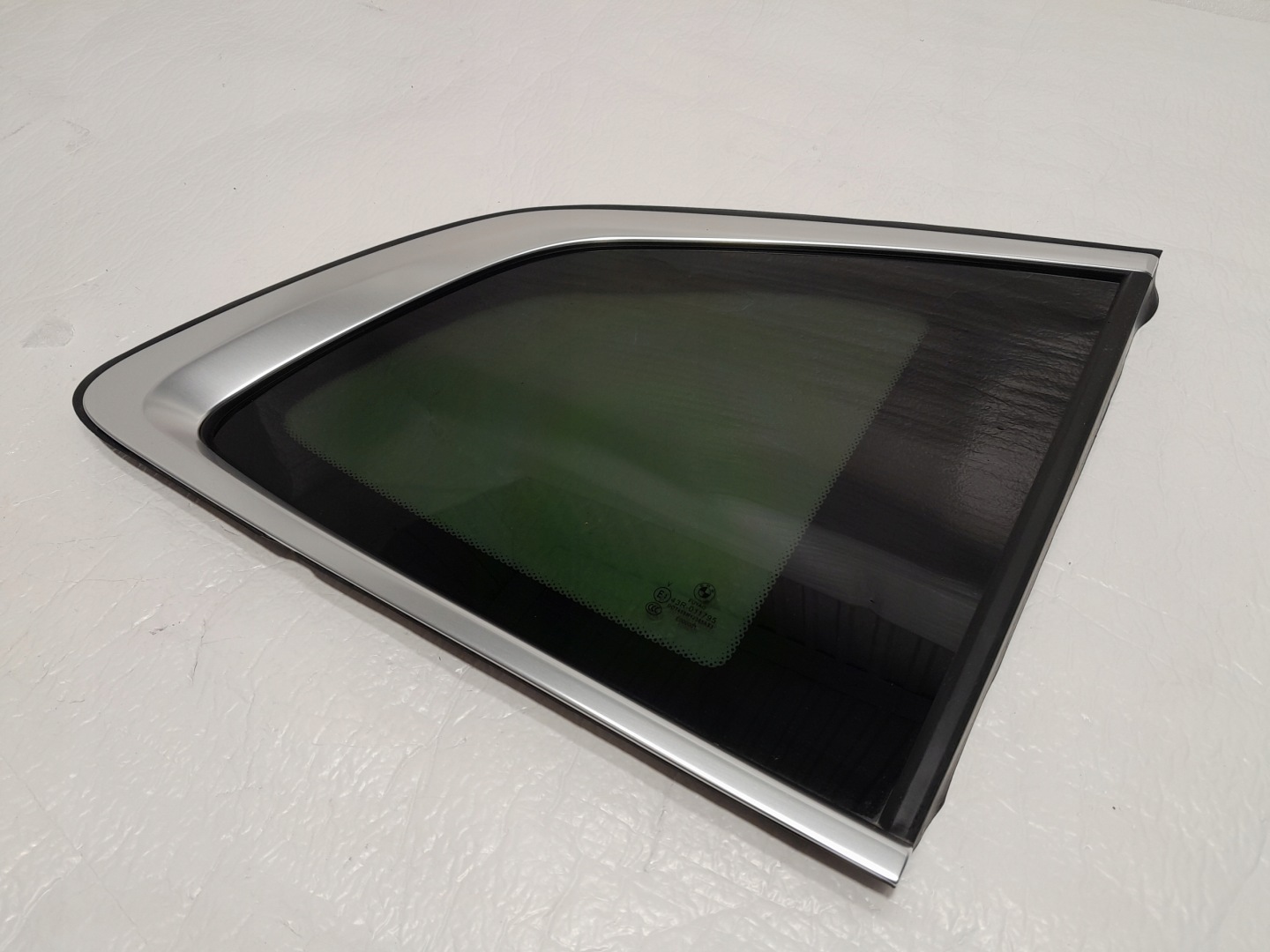 BMW X3 G01 LCI window bodywork right rear part 7410064