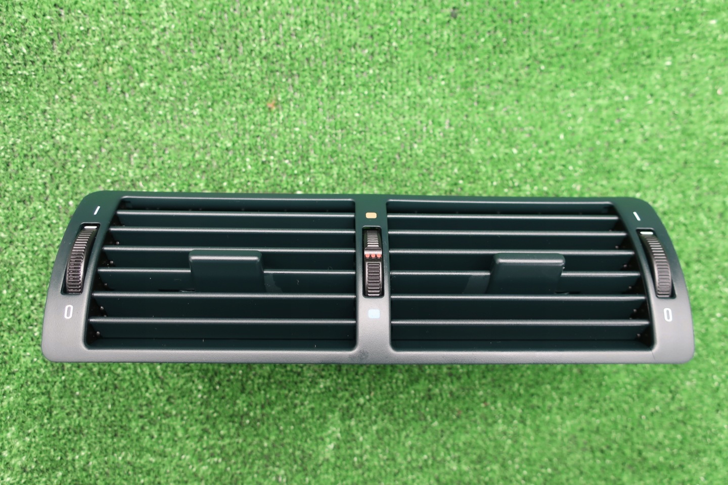 Bouches buses Grille du tableau de bord BMW E39 5 EUROPA Vert