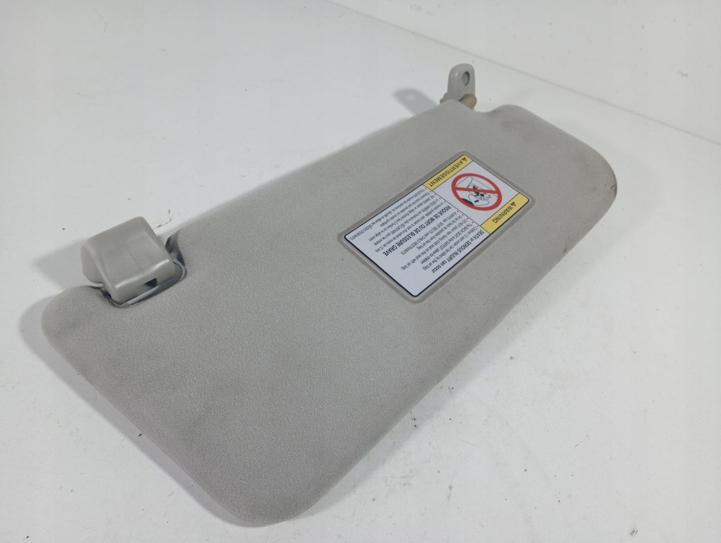 SsangYong RODIUS 05-13 cover PRZECIWSLONECZNA left driver´s visor left