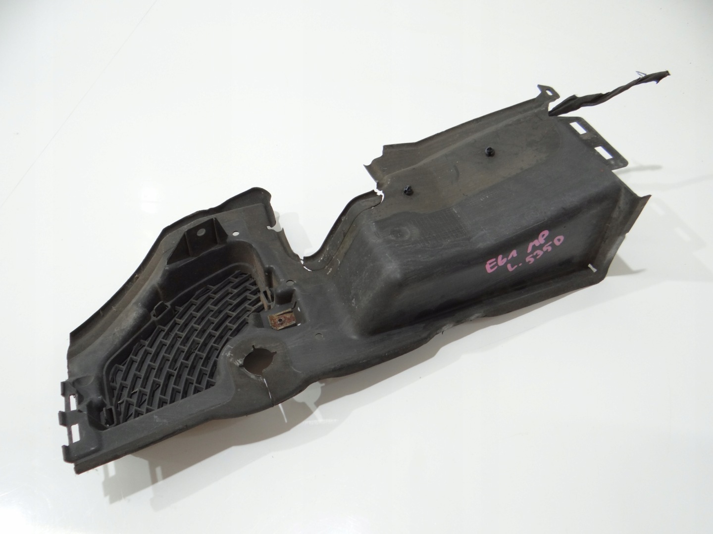 drain air left BMW E60 E61 LCI M PAKIET 7897175 (4295259)