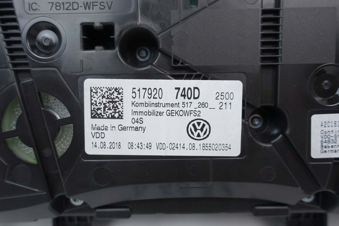 dials dials VW SPORTSVAN 517 76420KM 517920740D
