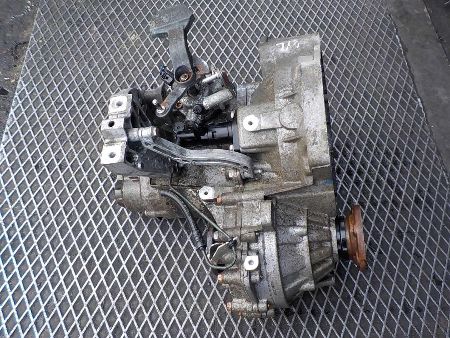 VOLKSWAGEN PASSAT B6 2.0 FSI Getriebe JYL