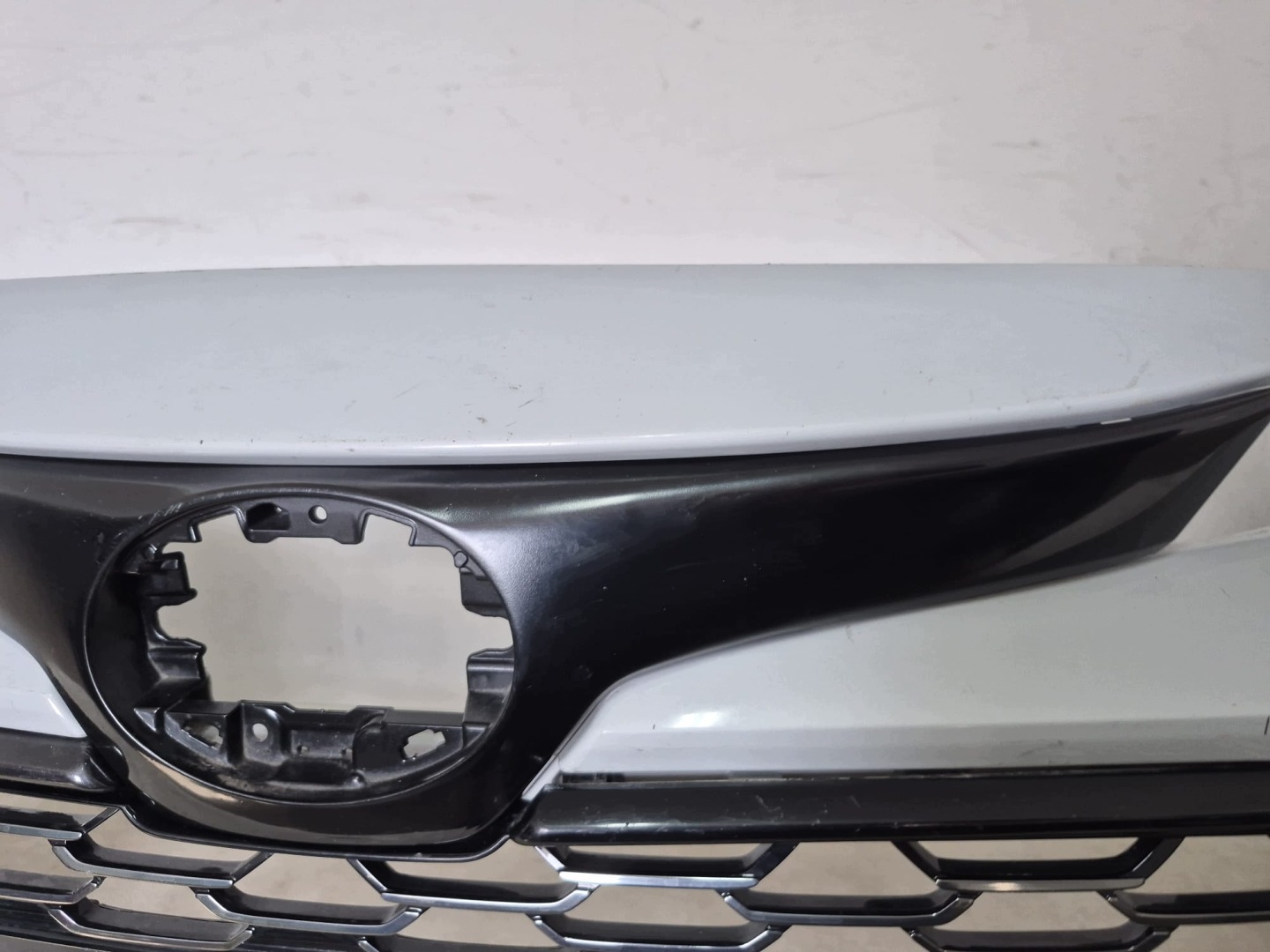 TOYOTA COROLLA E21 GR KOMBI HB 19- bumper front front 52114-YY010