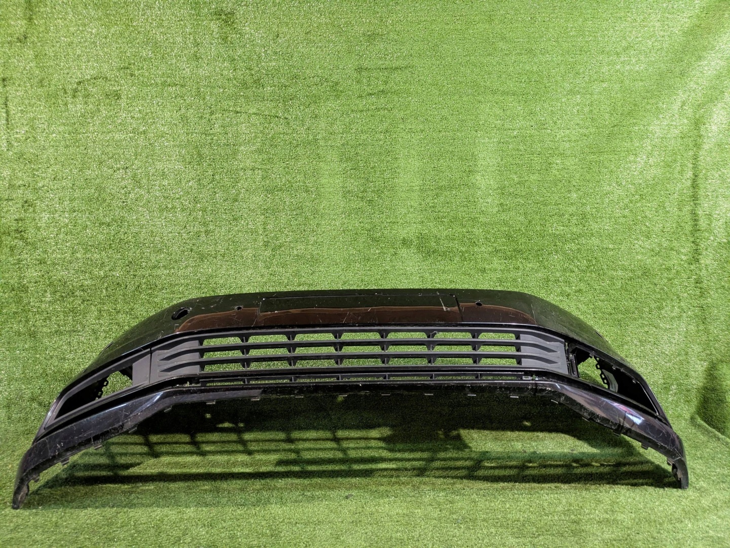 front bumper front VW TOURAN II 5TA 15- NR.Z8634