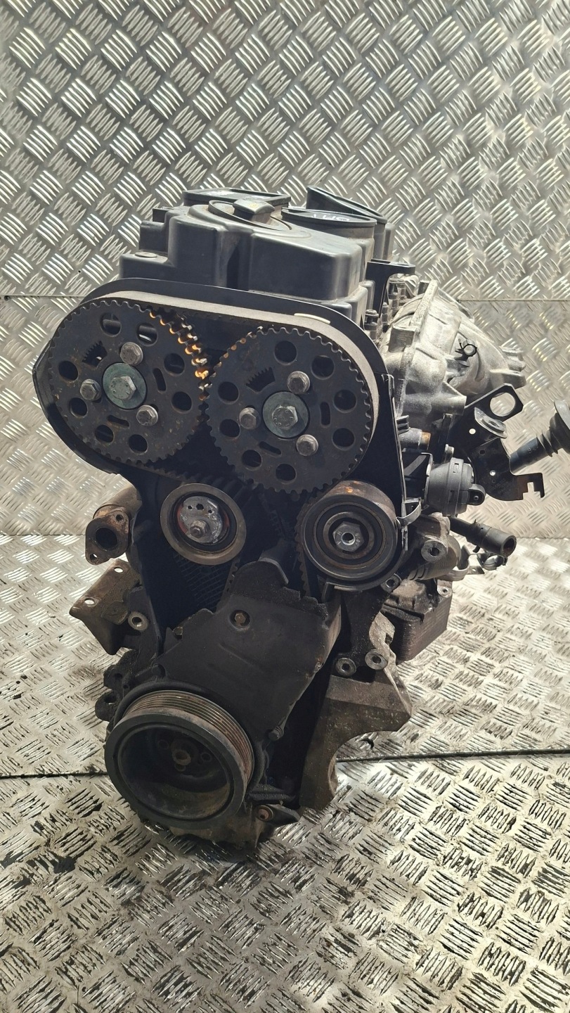 engine unprotected pillar VW PASSAT B6 2.0TDI BMP