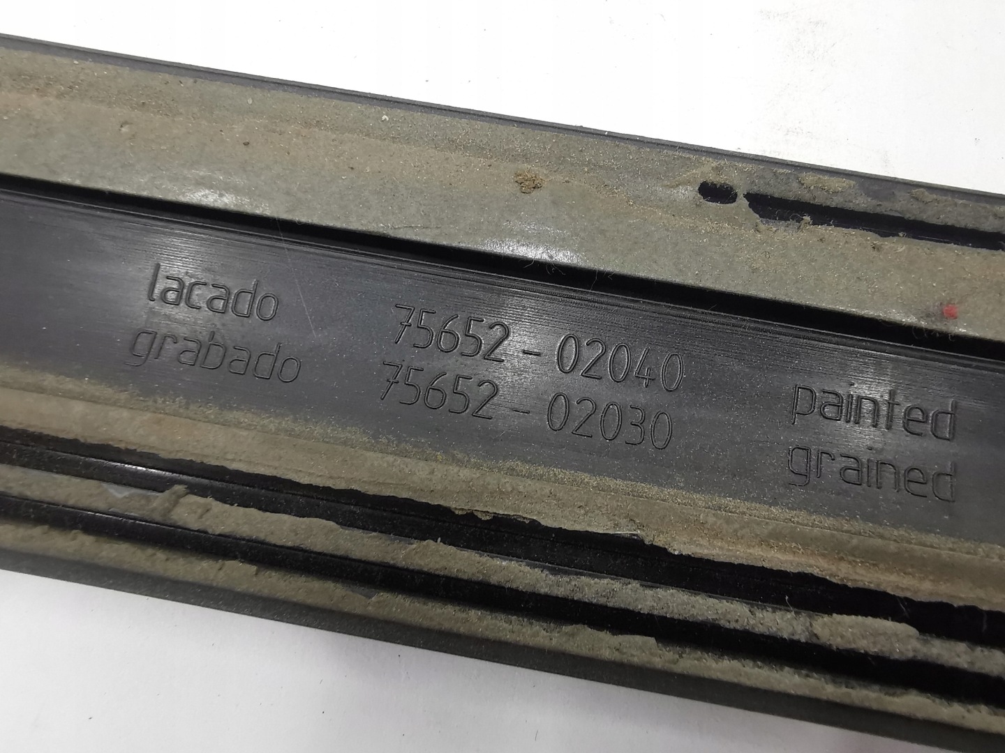 moulding door left rear part TOYOTA COROLLA E12 / 75652-02040