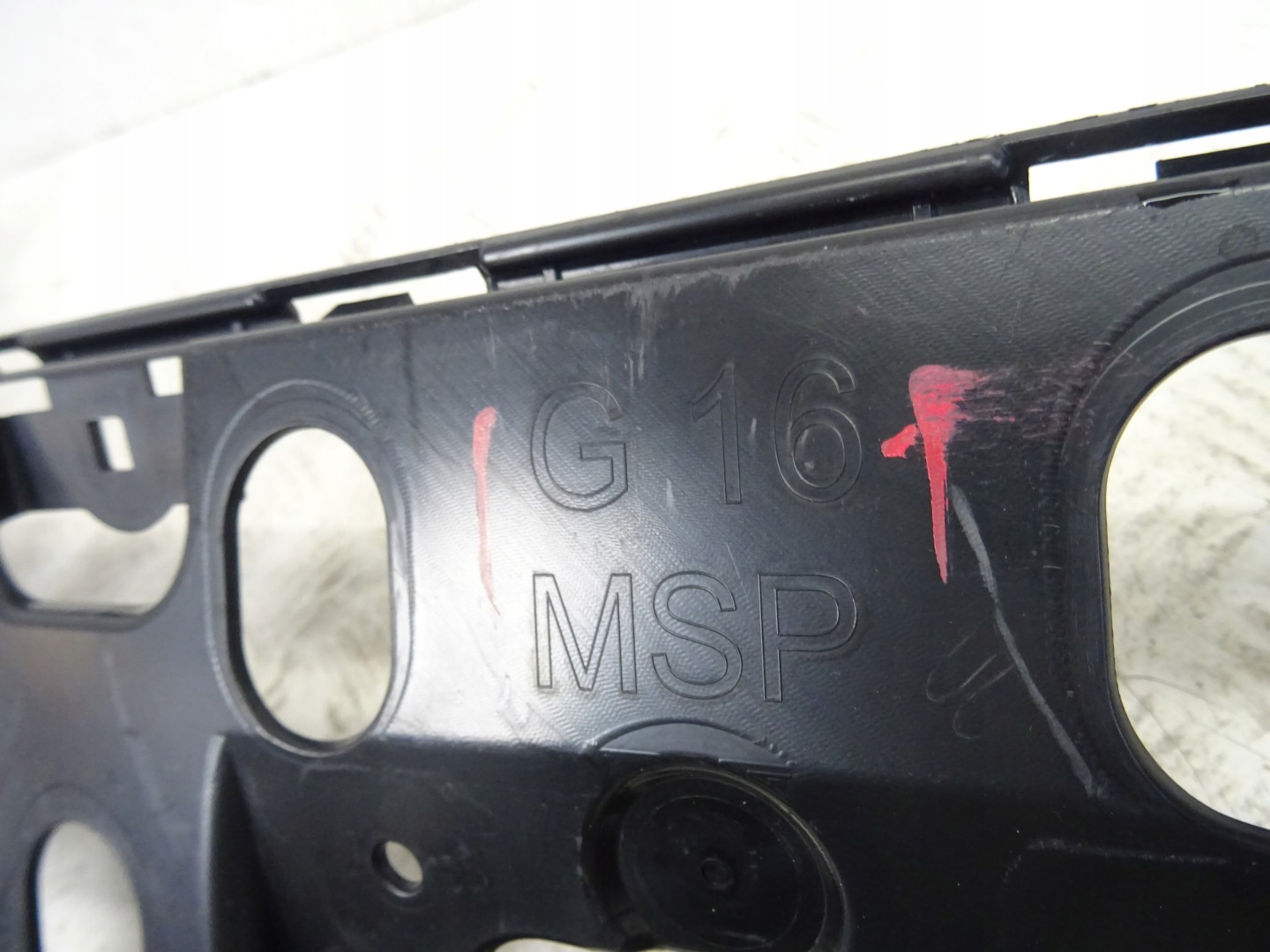 bumper bracket rear part rear holder BMW 8 G16 51128075305