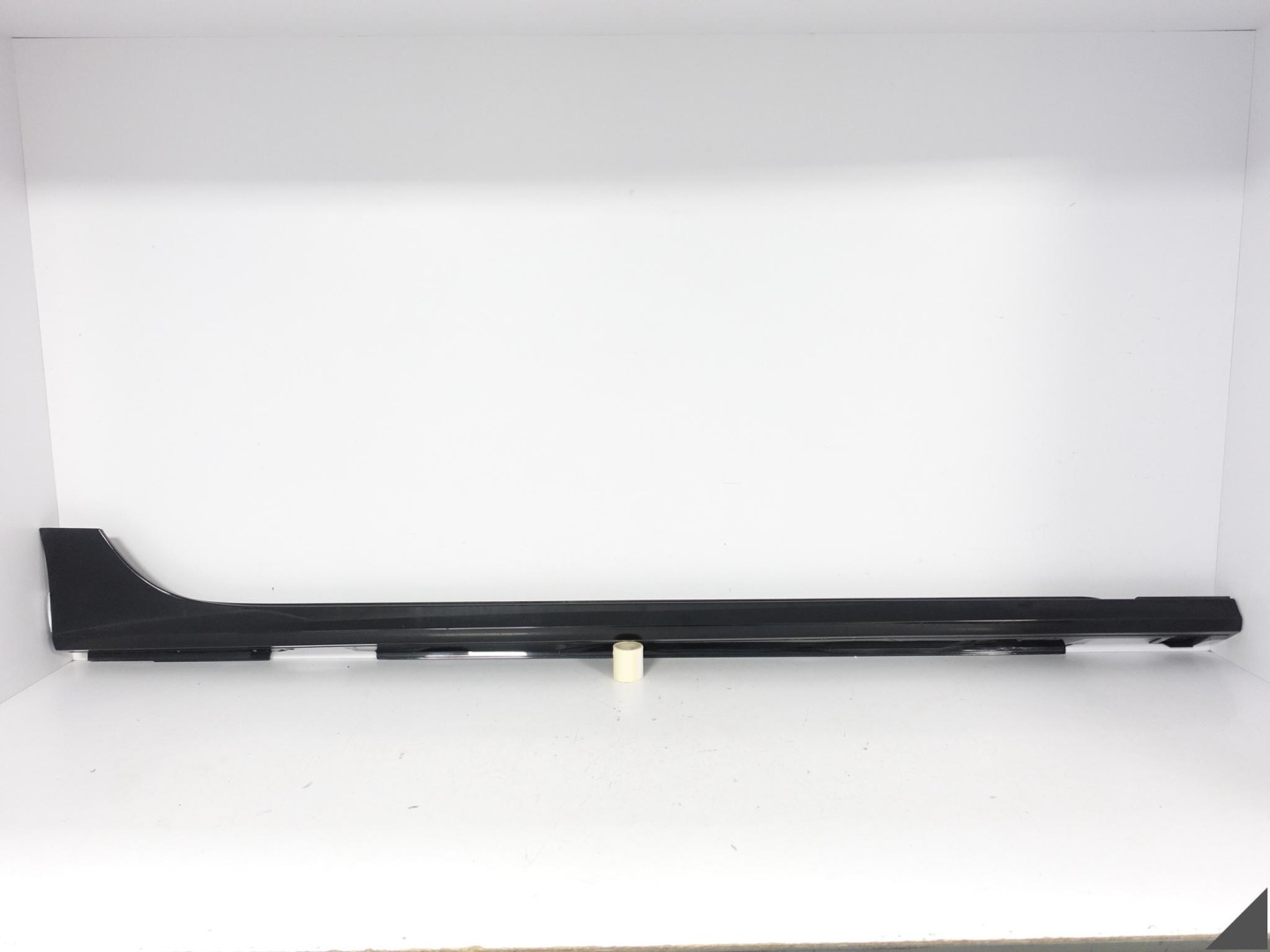 AUDI A7 4G8 C7 LIFT 14-18 BASIS ZWYKLY threshold moulding threshold right colour 0E0E