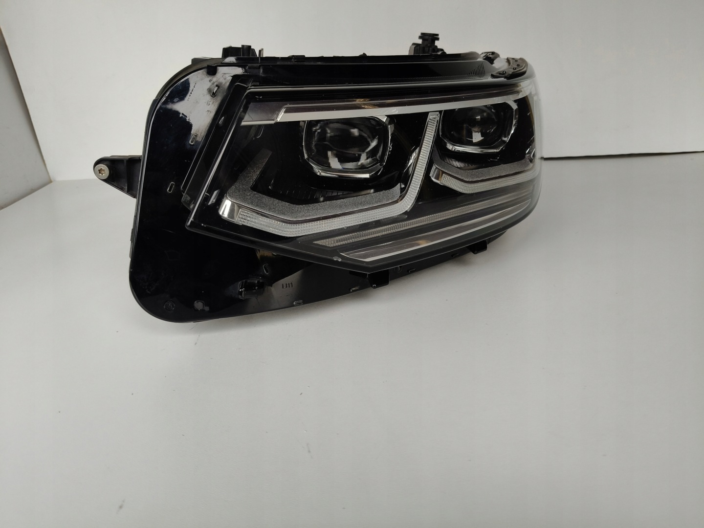 light left REFLEKTOR VW TIGUAN 5NN ALLSPACE 20- LIFT FULL LED IQ LIGHT