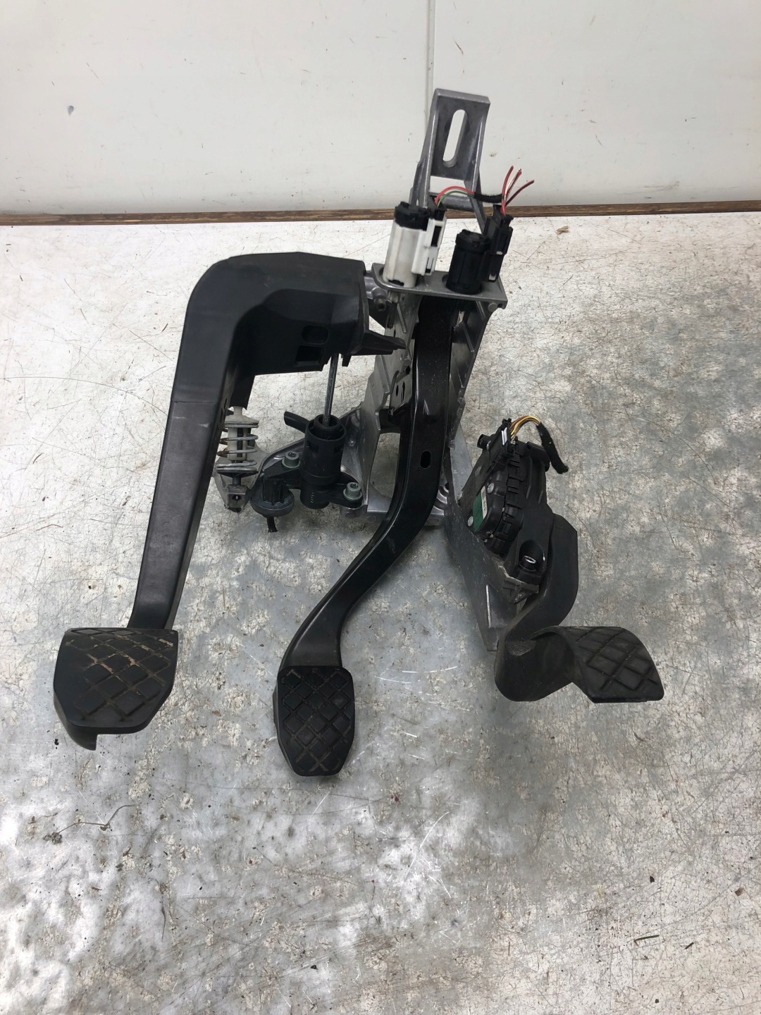 Gaspedal HMAULCA der Kupplung AUDI A4 B7 8E1721523C 8E1721117A
