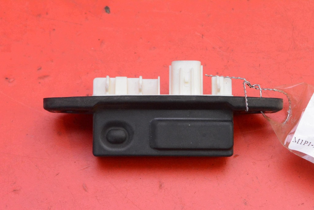 handle button bonnet rear part 150355 TOYOTA YARIS 4 IV 5D 20-24