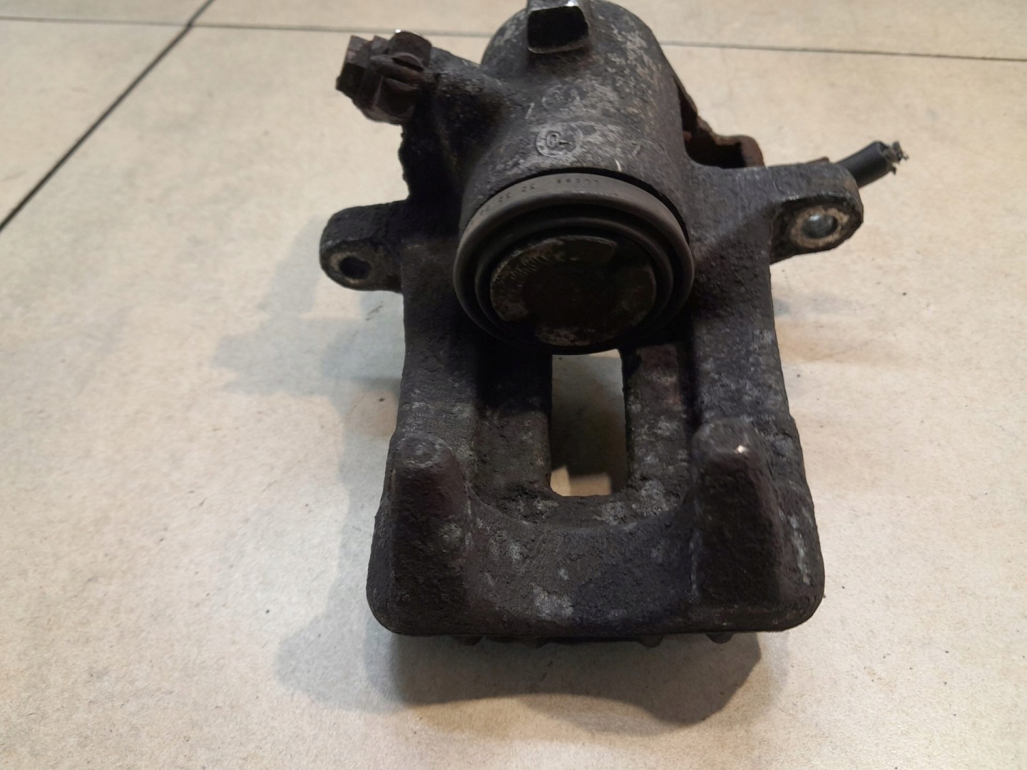 caliper brake left rear part AUDI A4 B6 2.5 TDI