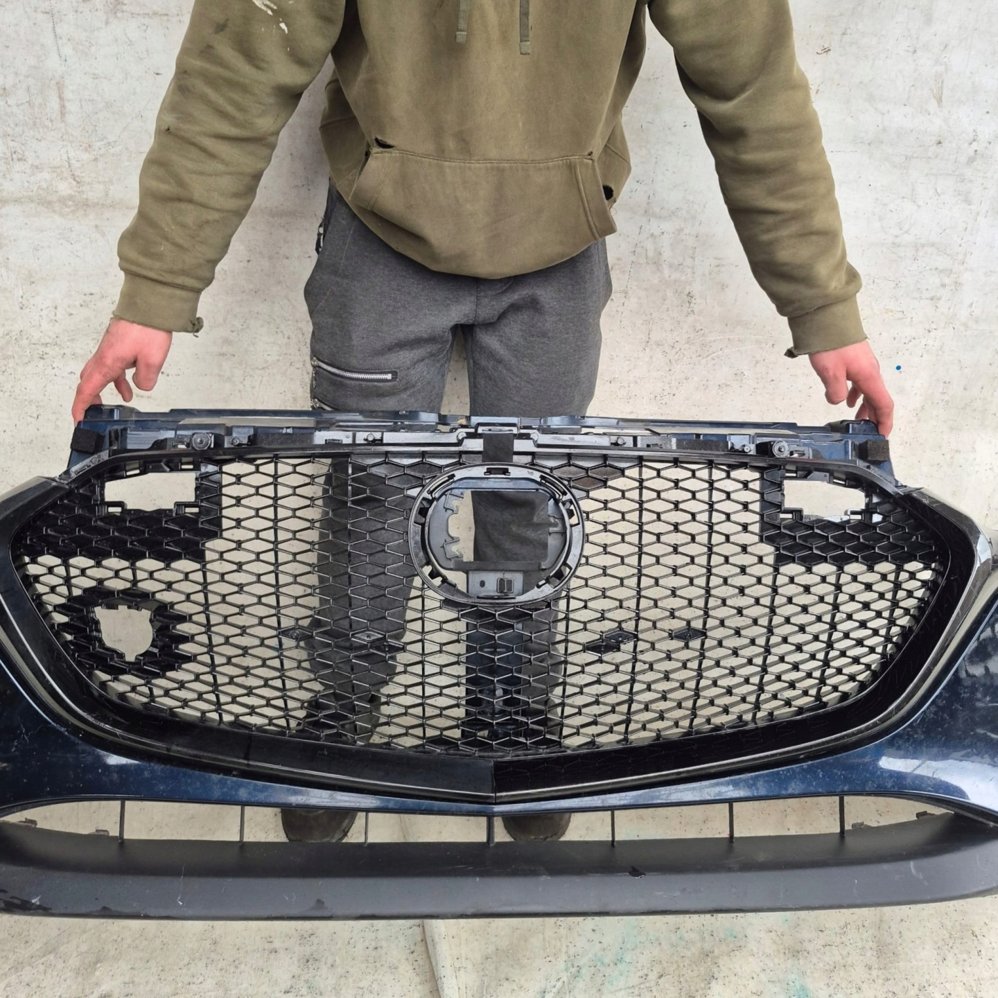 MAZDA 3 III BP 19- bumper front front PDC grill BCKN-50031