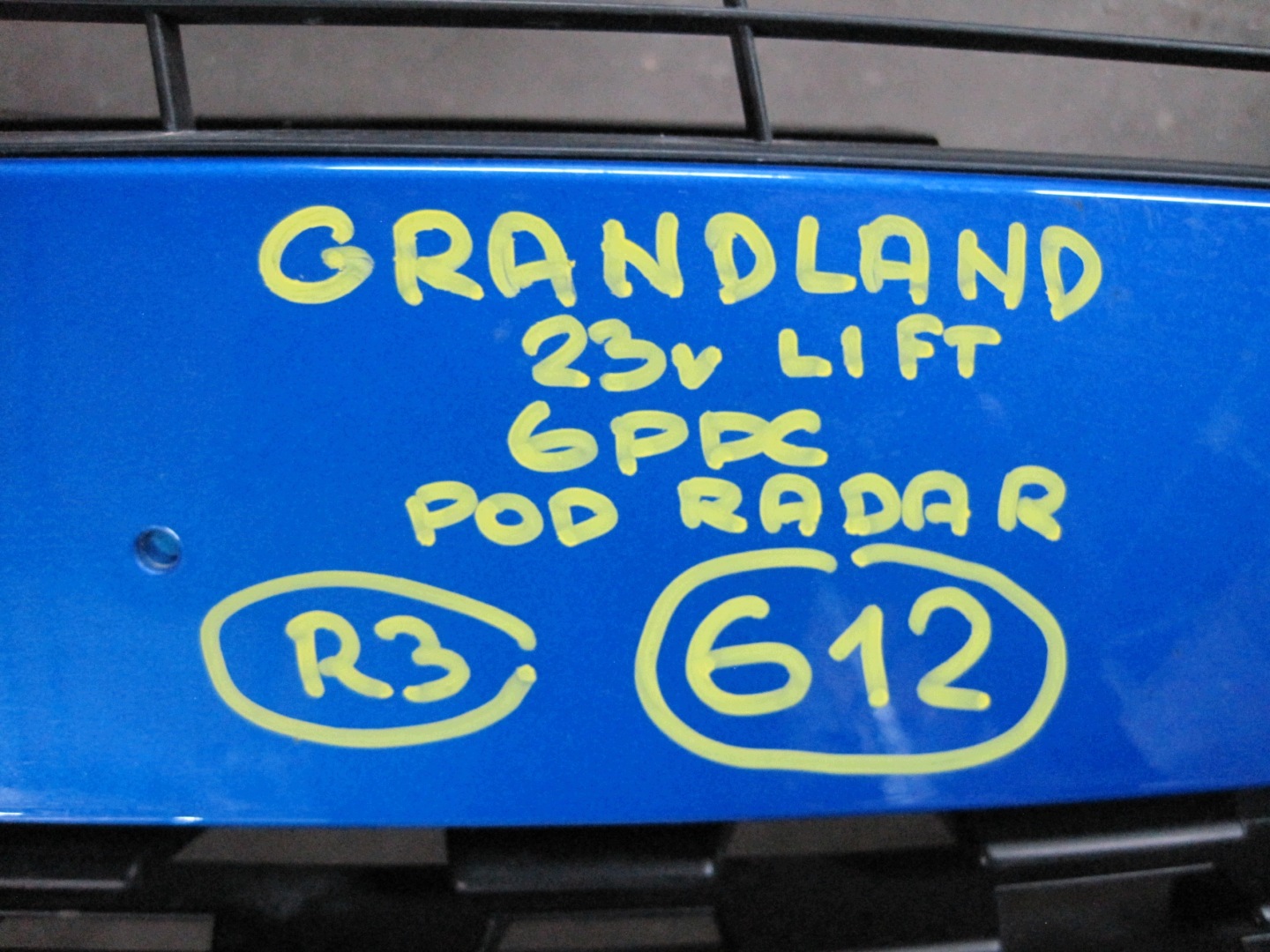 bumper OPEL GRANDLAND 6 PDC LIFT 23R front front