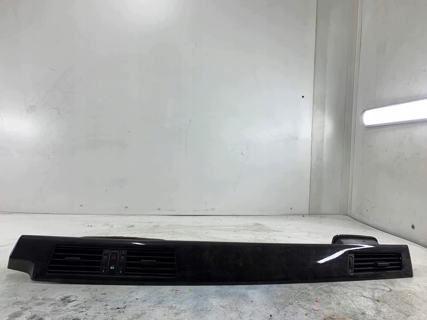 BMW E60 E61 DEKOR armaturenbrett ROZDIELCZEJ mitte