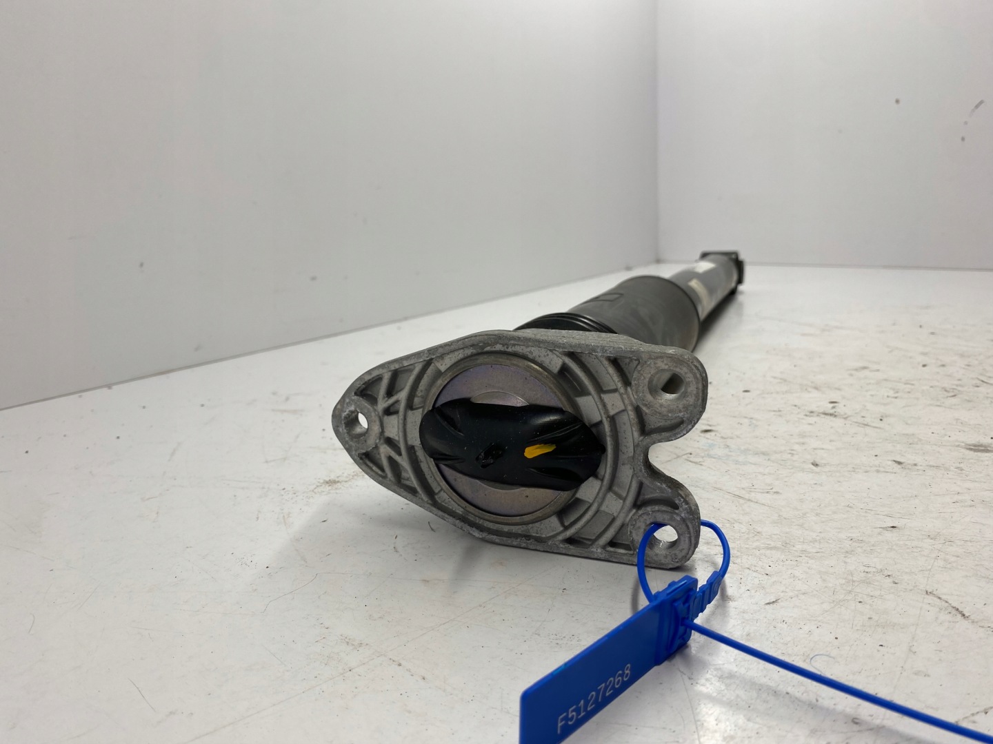 BMW 2 U06 shock absorber rear left 149415-10
