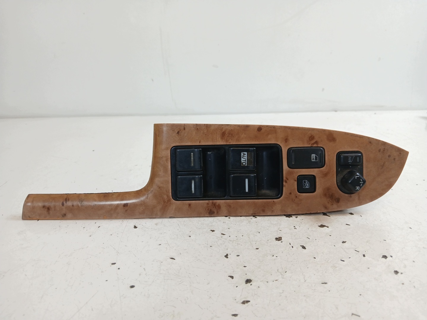 HONDA ACCORD VII PANEL okna levý předek 35750-SEG-G01