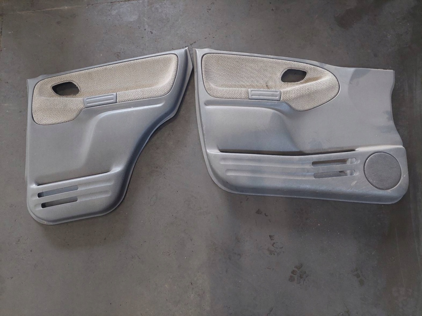 KOMPLET seats left right front + seat rear part + side SUZUKI GRAND VITARA and