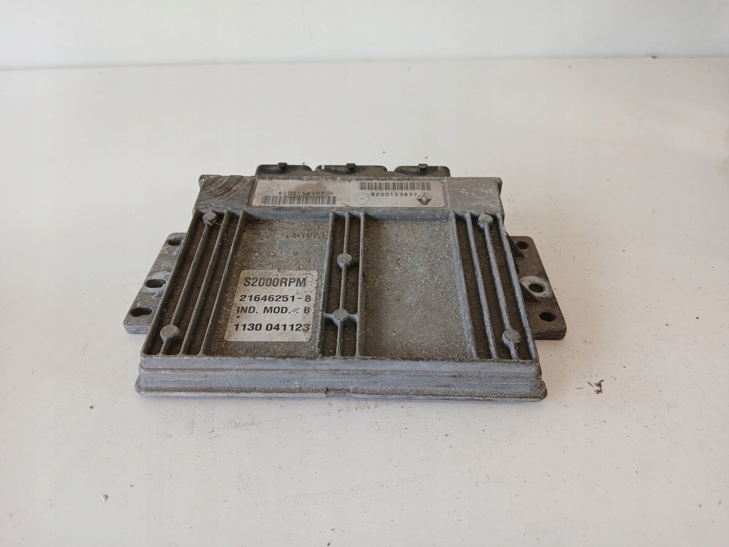 RENAULT LAGUNA II 1.6 control unit of the engine 8200153837