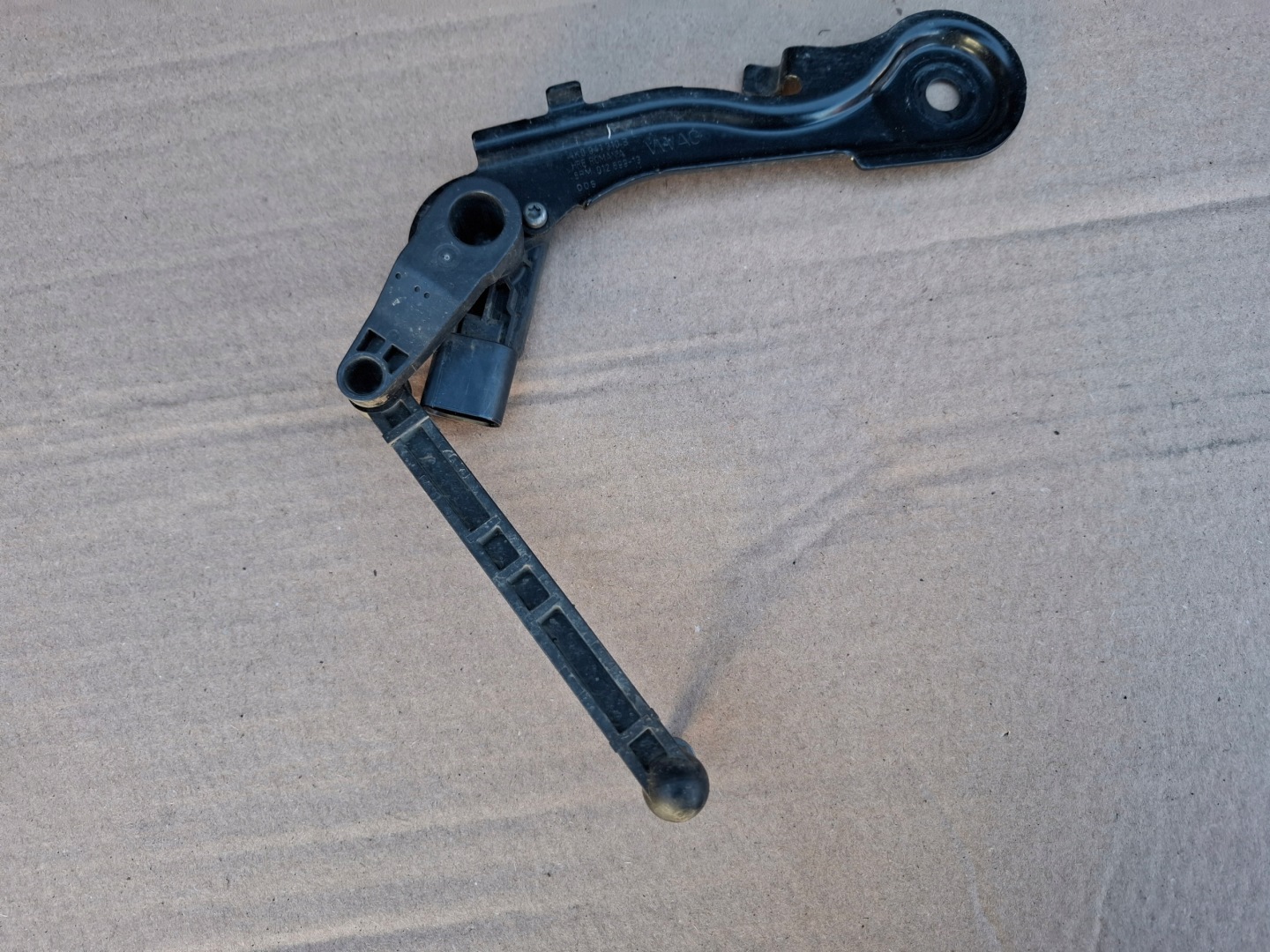 Audi A6 C8 23r Sensor POZIOMOWANIA Leuchten heck rechts 4K0941310B