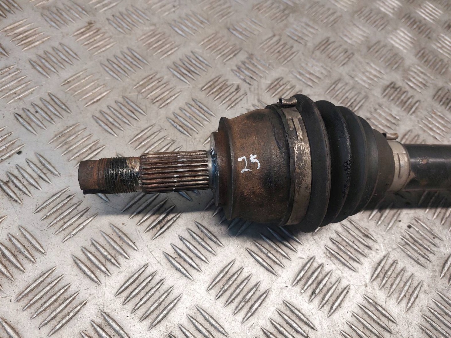 semi-axis right front PEUGEOT BIPPER and 1.4 HDI