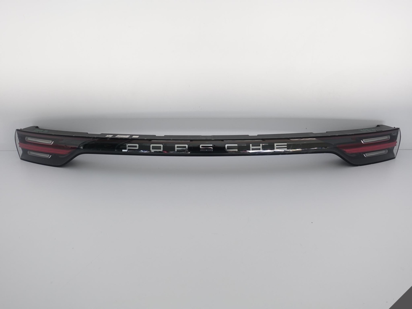 PORSCHE CAYENNE 9Y0 E3 18- light cap LED rear part EU