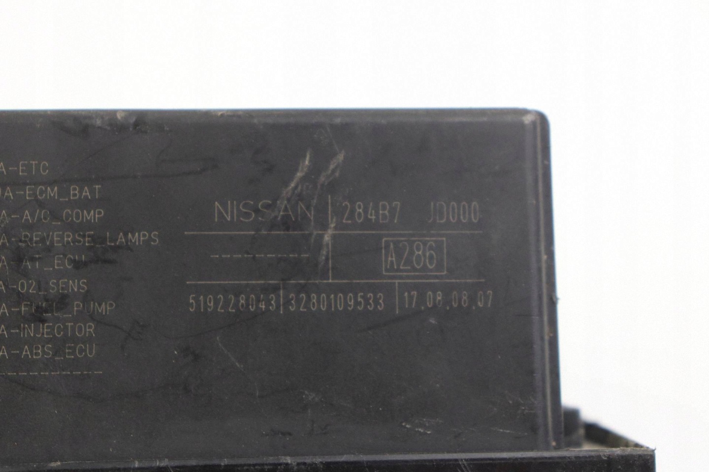 NISSAN QASHQAI and module control unit fuse box 284B7-JD000