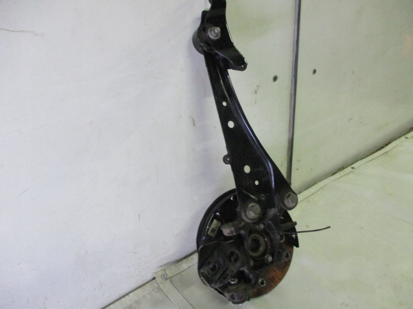 swing right rear part Lexus NX300H Hybrid 2,5