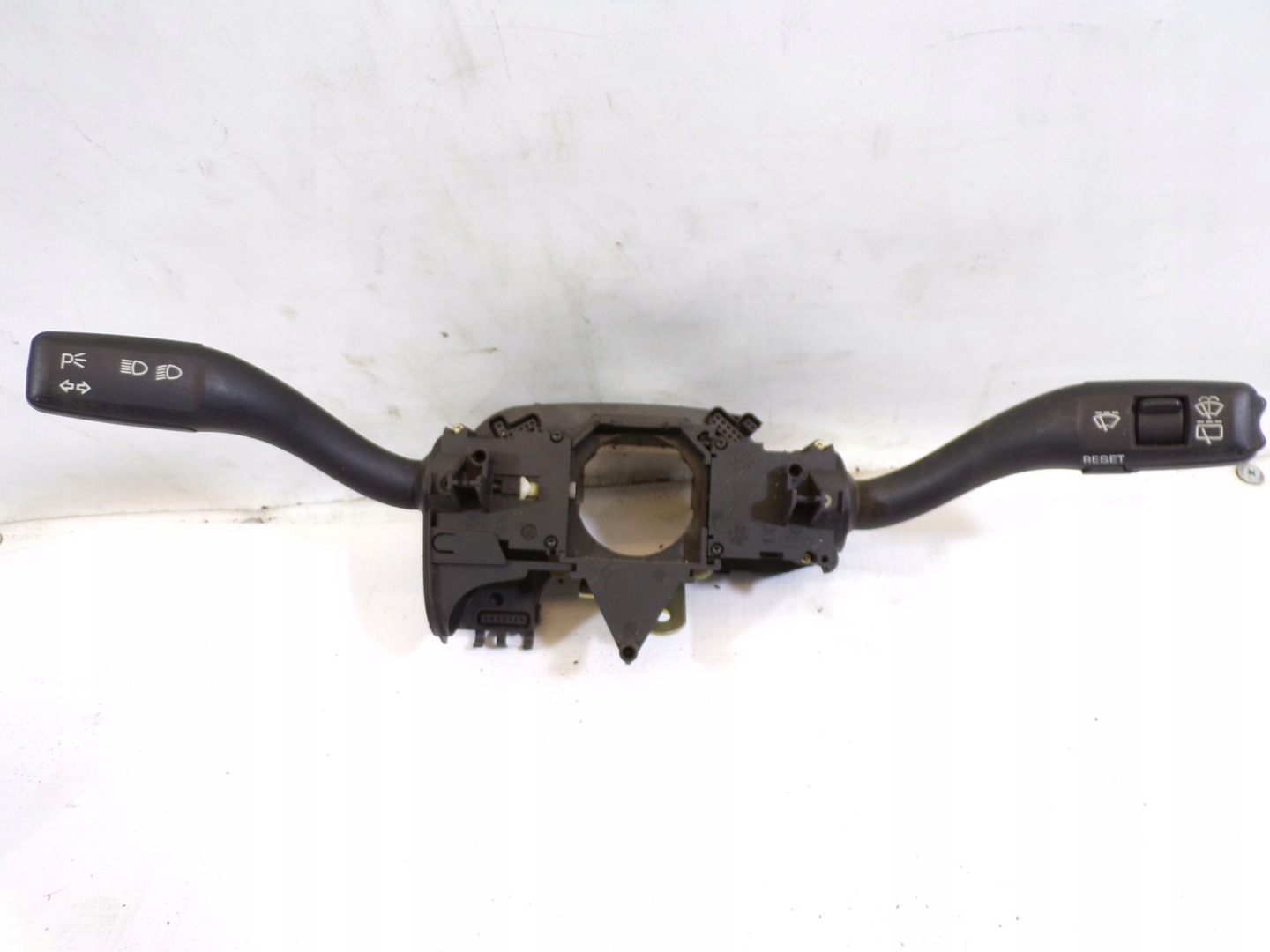 rucice volana PORSCHE CAYENNE 7L 7L5933549D