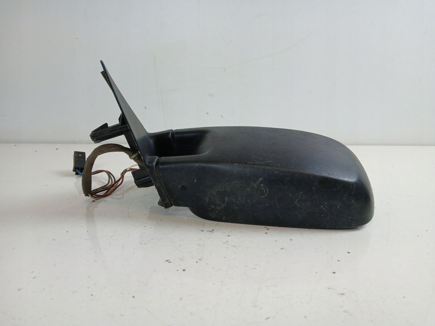 VW PASSAT B3 Spiegel links 6 PIN 3+3 schwarze