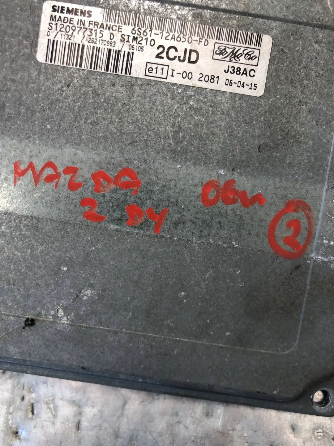 Computer DES MOTORS MAZDA 2 DY 6S61-12A650-FD