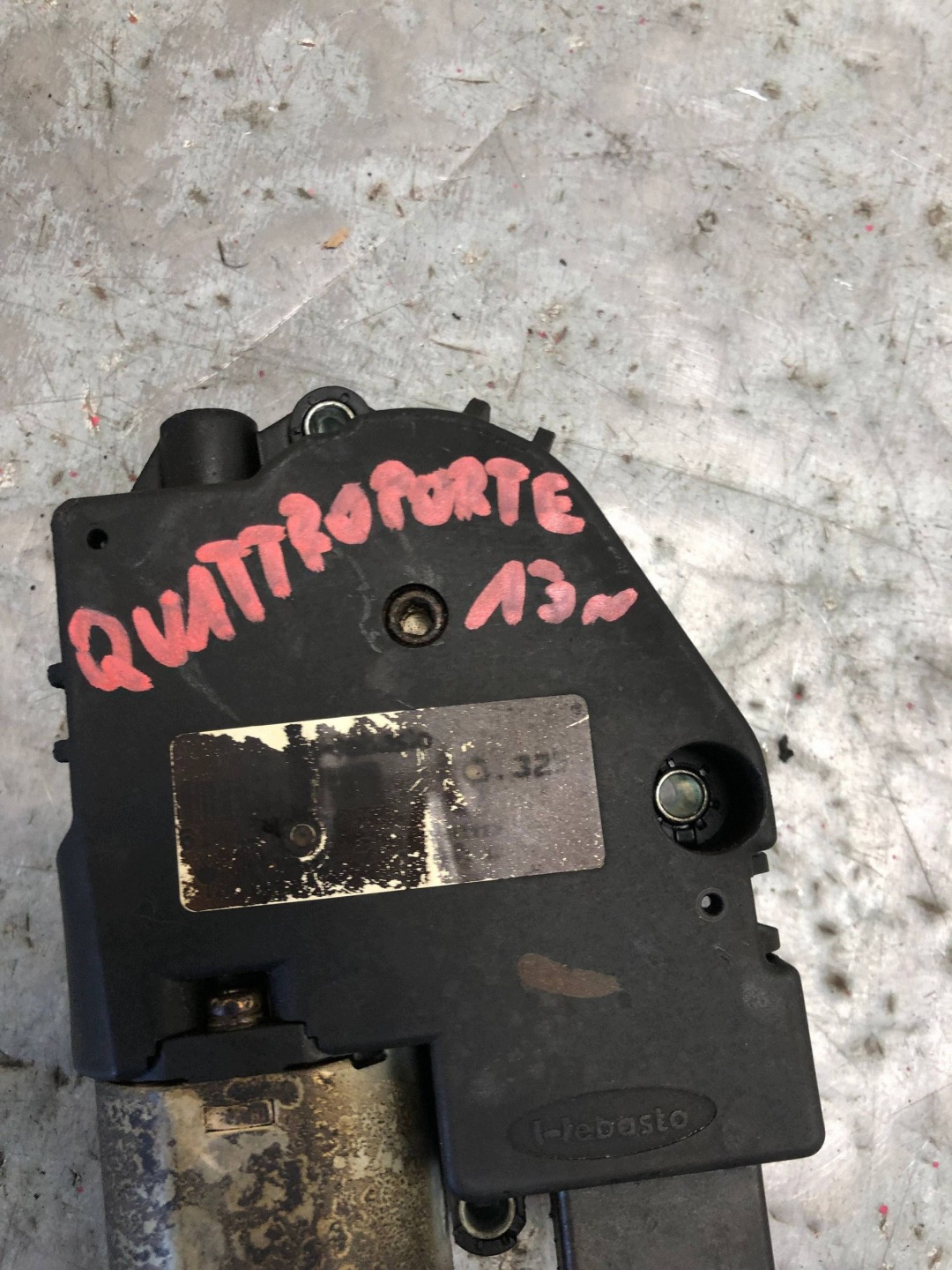 Motor Schiebedach MASERATI QUATTROPORTE 2226114A