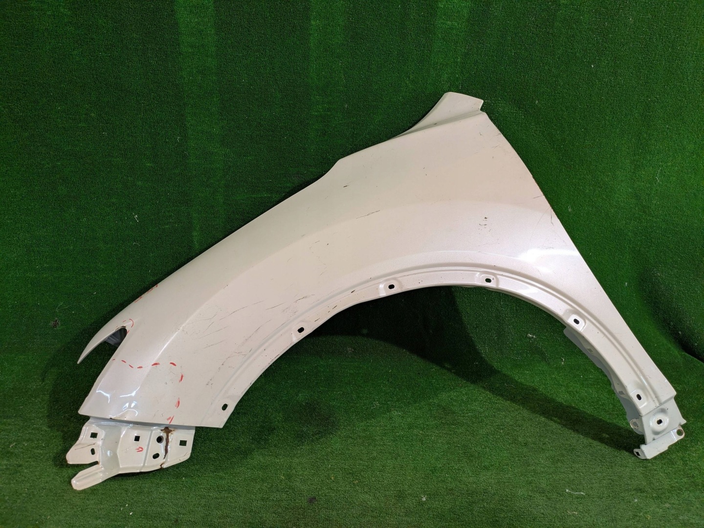 fender front left front NISSAN X-TRAIL T32 14- NR.234