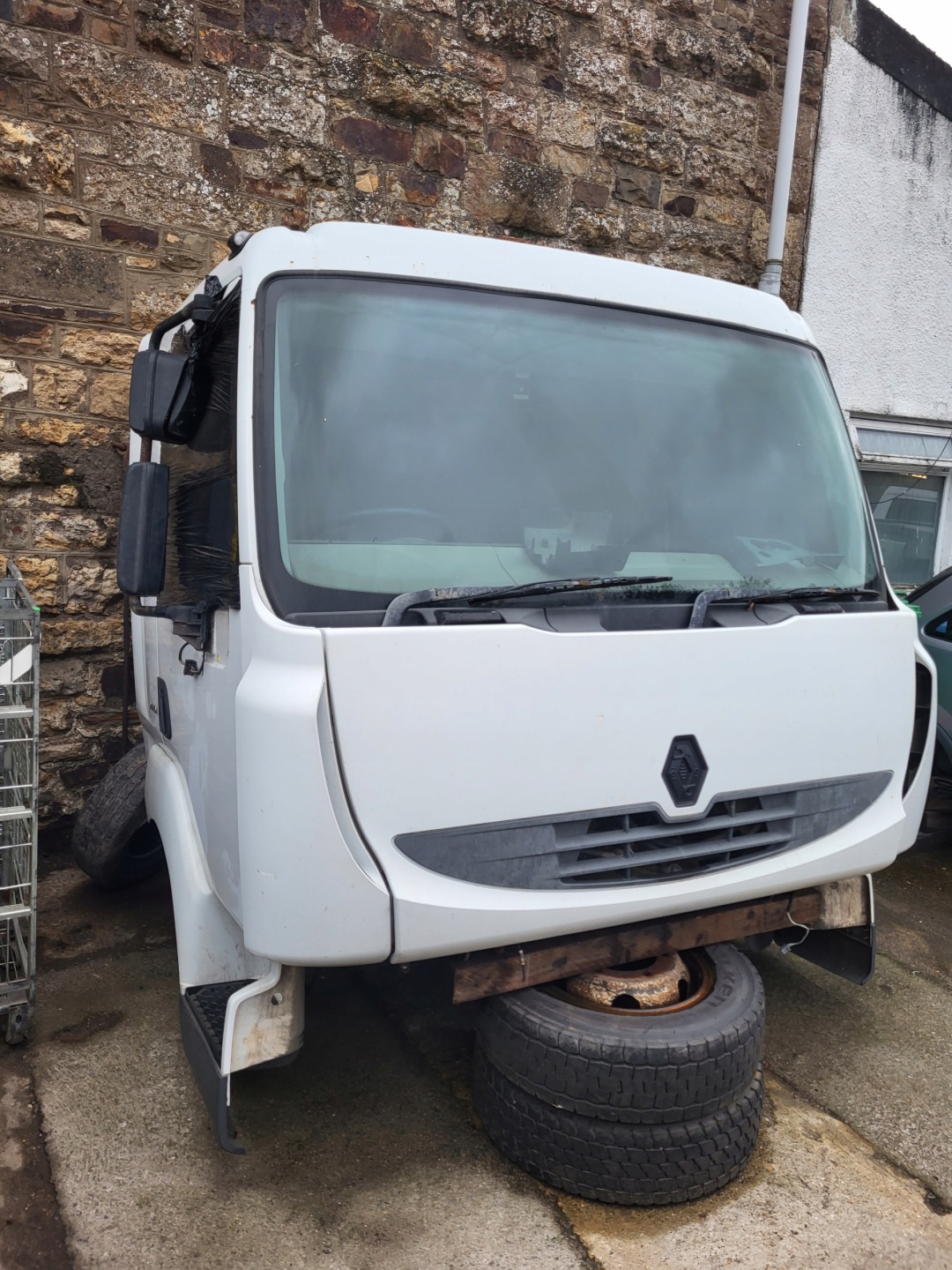 RENAULT MIDLUM 2007R KABINA SYPIALNA