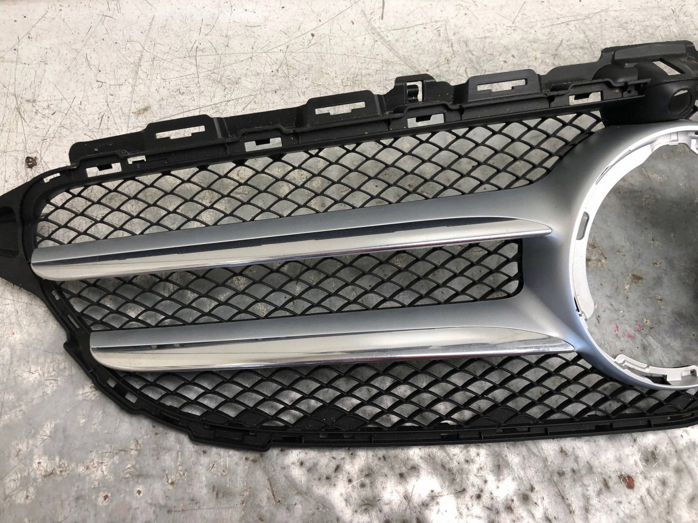 grill grille MERCEDES W205 A205880