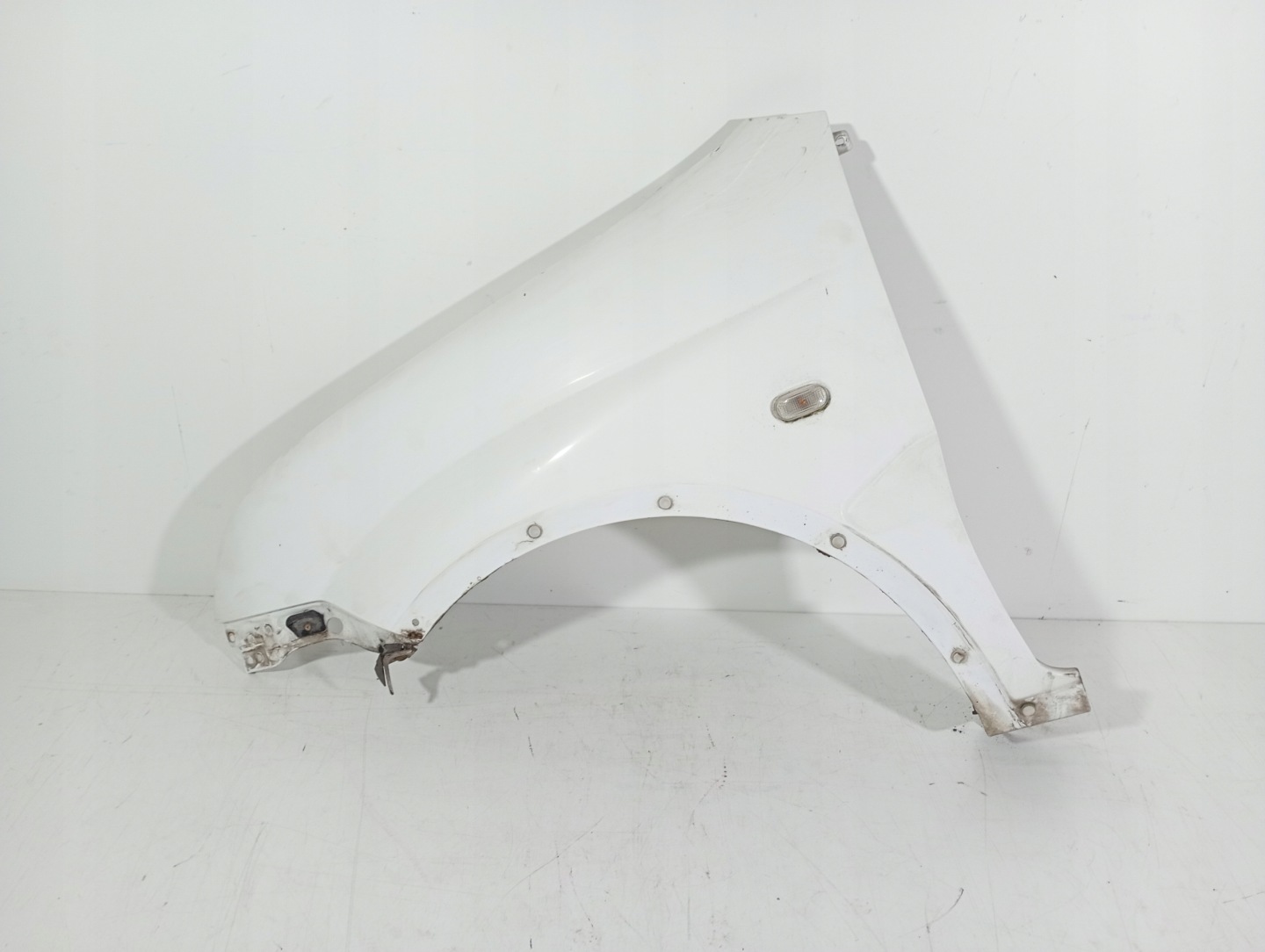 Suzuki IGNIS 2 II 00-06 fender left front front code lakieru 26U