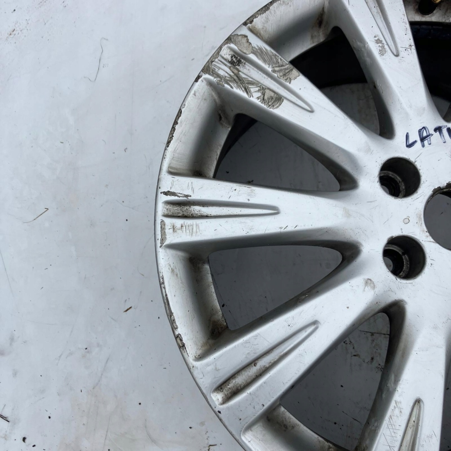 disk RENAULT LATITUDE 18 CALI #24 403000058R
