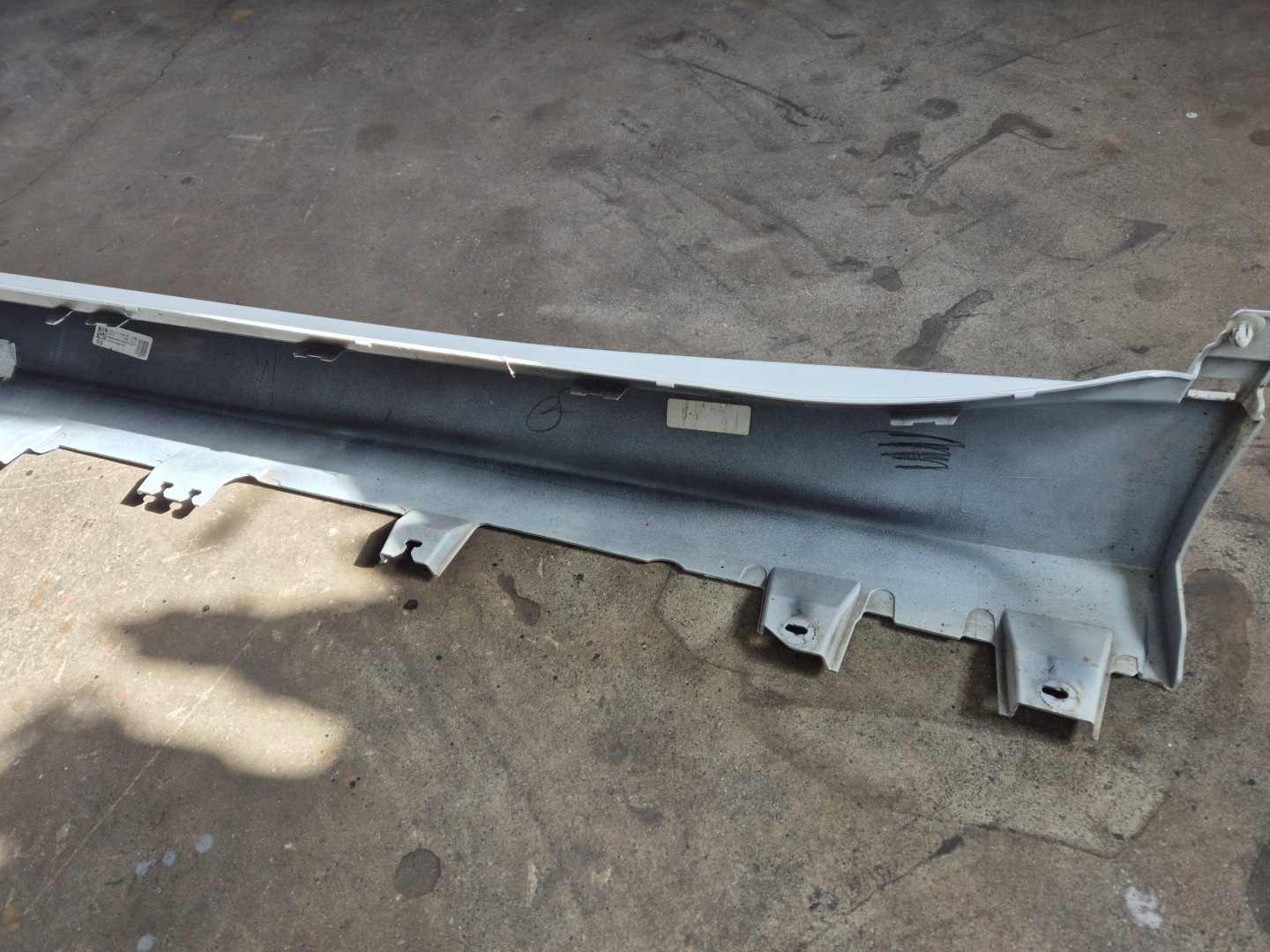 moulding threshold right BMW X5 G05 45E 20R m-packet