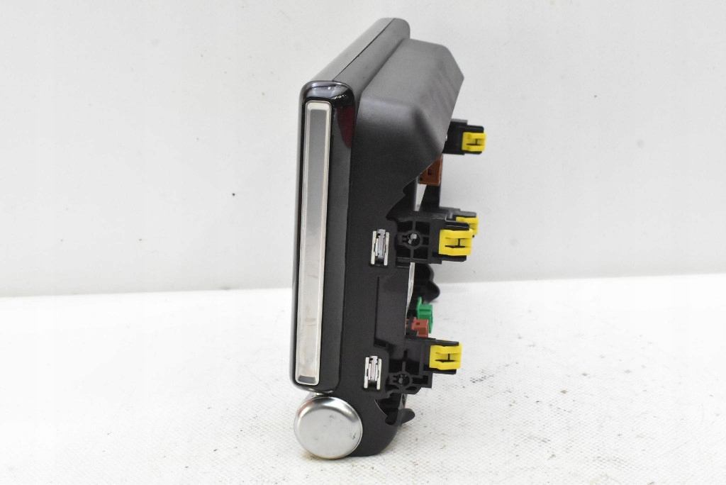 control panel RADIA 9813759880 CITROEN C3 3 III 16-20