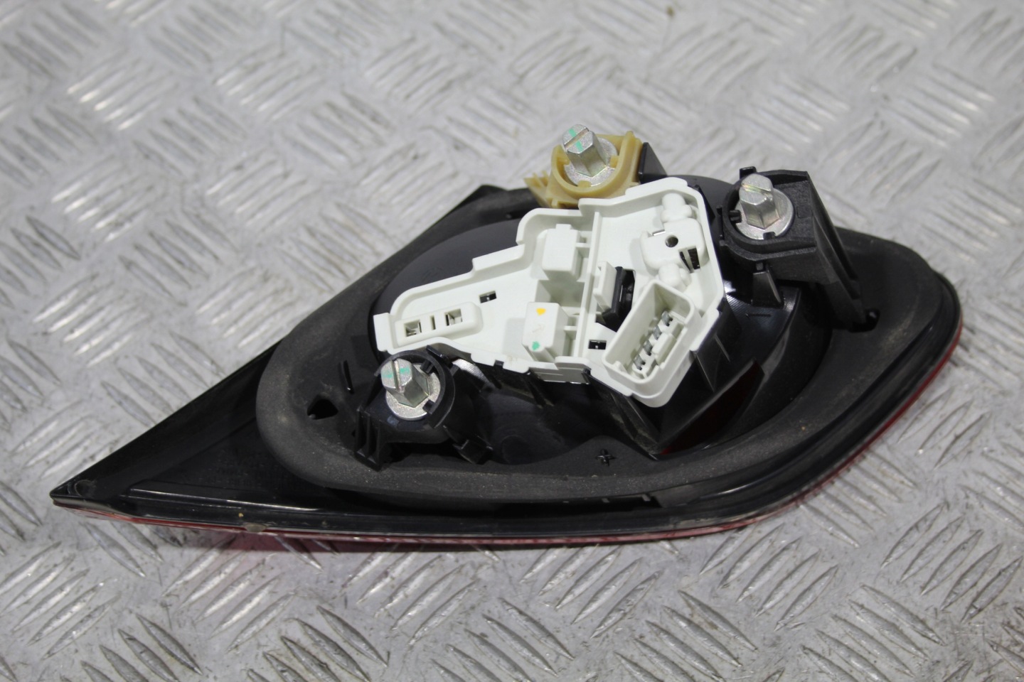 light bonnet left rear part VW PASSAT CC 3C8 3C8945093D