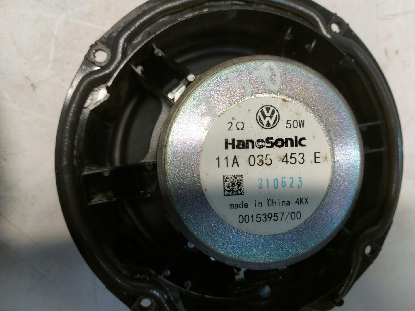 Audi Q4 40 E-TRON speakers subwoofer amplifier audio harman 8y0035465a