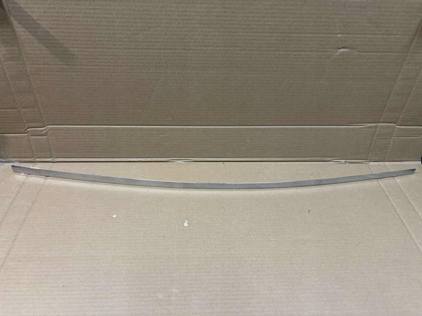 moulding door right front VOLKSWAGEN PASSAT B7 045410/001